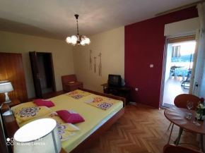 21 Kosinac GREEN PARADISE, Vinišće